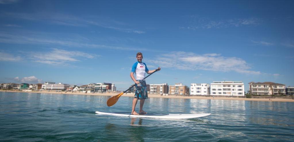 Top Floor Sandbanks Apartment With Free Parking Just Minutes From The Beach And Bars Canford Cliffs Buitenkant foto
